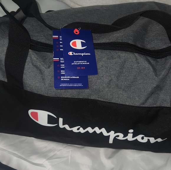 Champion Black & Gray Travel Bag, Crossbody Bag and Slides Shoe 10M - Picture 4 of 6